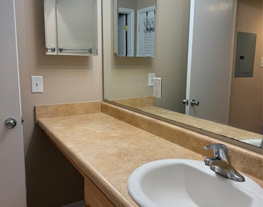 5020 Sardis Road - Photo Thumbnail 10