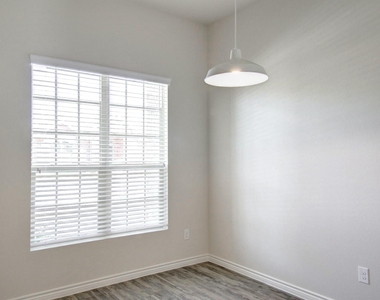 2035 Augusta Street - Photo Thumbnail 6