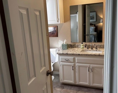 64 Tamarisk Circle - Photo Thumbnail 3