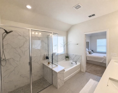 2812 Ranger Lane - Photo Thumbnail 25