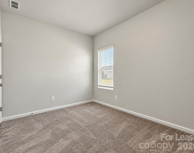 6518 Harlech Street - Photo Thumbnail 33