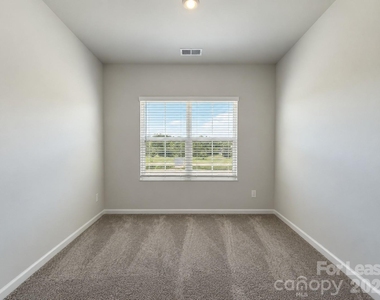 6518 Harlech Street - Photo Thumbnail 24