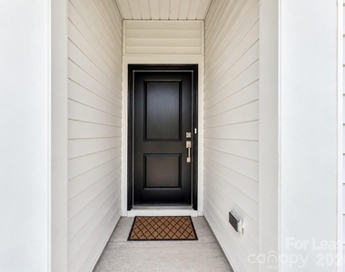 6518 Harlech Street - Photo Thumbnail 2
