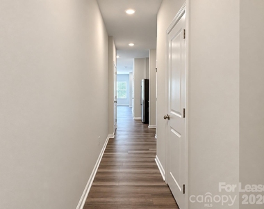 6518 Harlech Street - Photo Thumbnail 5