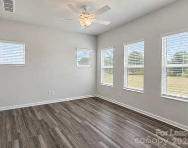 6518 Harlech Street - Photo Thumbnail 15