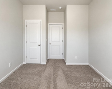 6518 Harlech Street - Photo Thumbnail 37