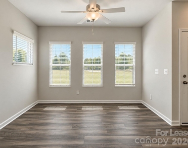 6518 Harlech Street - Photo Thumbnail 10