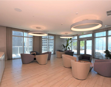 1100 S Miami Avenue - Photo Thumbnail 9