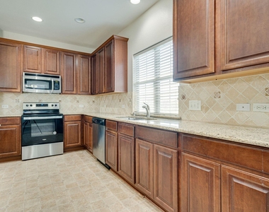 4016 Rome Court - Photo Thumbnail 12
