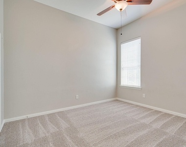 4016 Rome Court - Photo Thumbnail 19