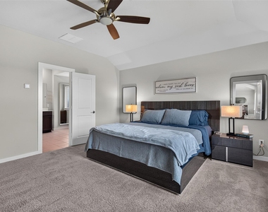3014 Water Light Lane - Photo Thumbnail 15