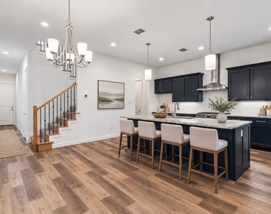 239 Athenia Drive - Photo Thumbnail 8