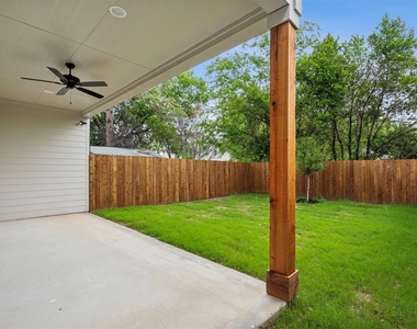 239 Athenia Drive - Photo Thumbnail 34