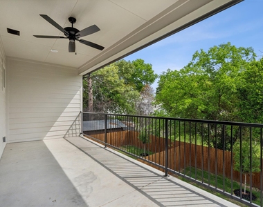 239 Athenia Drive - Photo Thumbnail 24