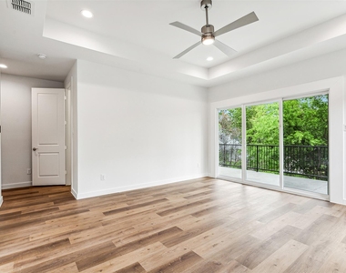 239 Athenia Drive - Photo Thumbnail 22