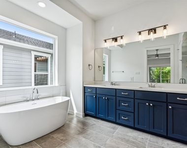 239 Athenia Drive - Photo Thumbnail 25