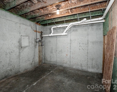 6120 Durango Way - Photo Thumbnail 35