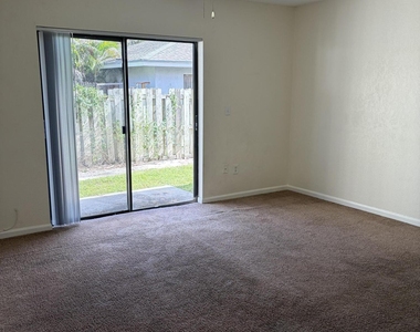 1303 Hempstead Street - Photo Thumbnail 8