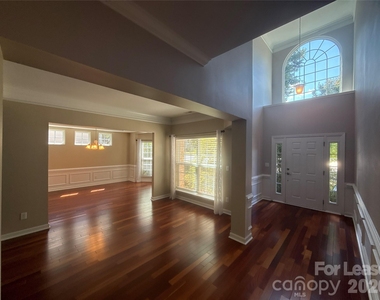 2413 Merryvale Way - Photo Thumbnail 1