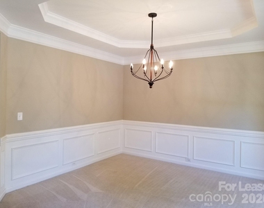 20528 Harbor View Drive - Photo Thumbnail 3