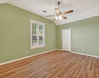3500 Christopher Lane - Photo Thumbnail 15