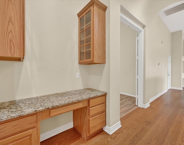 3500 Christopher Lane - Photo Thumbnail 5