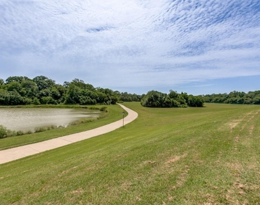 3500 Christopher Lane - Photo Thumbnail 21