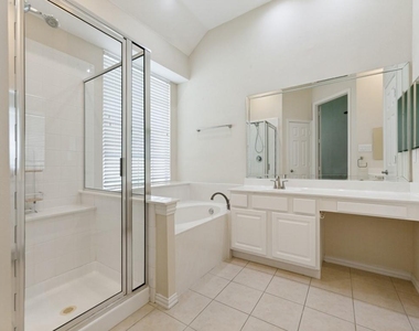 3500 Christopher Lane - Photo Thumbnail 14
