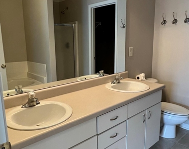 3361 Weston Street - Photo Thumbnail 16