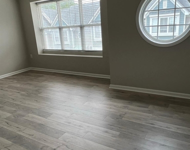 3361 Weston Street - Photo Thumbnail 15