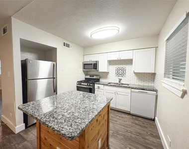 5928 Fletcher Avenue - Photo Thumbnail 4