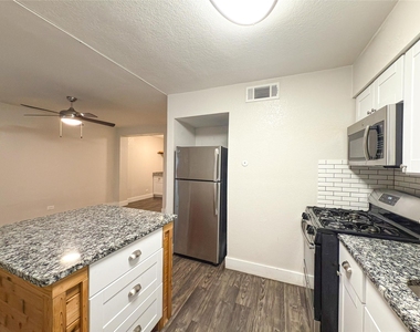 5928 Fletcher Avenue - Photo Thumbnail 6