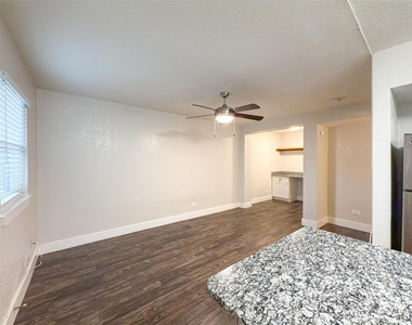 5928 Fletcher Avenue - Photo Thumbnail 7