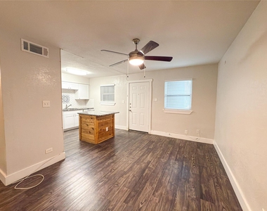 5928 Fletcher Avenue - Photo Thumbnail 9