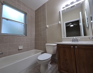 4661 Villas Santorini Drive - Photo Thumbnail 34