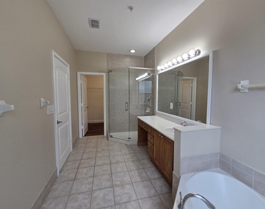 4661 Villas Santorini Drive - Photo Thumbnail 29