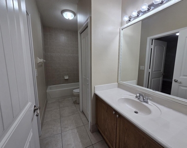 4661 Villas Santorini Drive - Photo Thumbnail 14