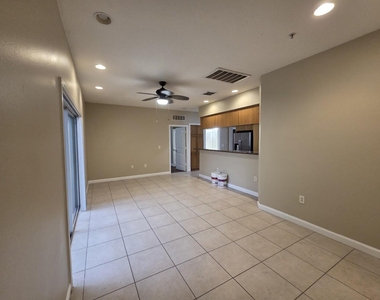 4661 Villas Santorini Drive - Photo Thumbnail 10