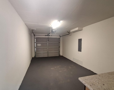 705 Vine Street - Photo Thumbnail 19
