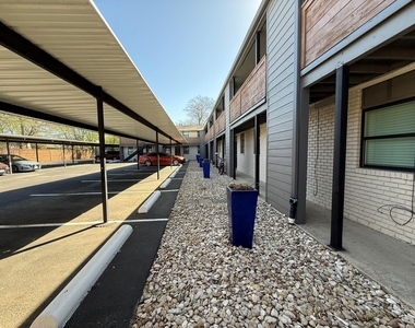 5928 Fletcher Avenue - Photo Thumbnail 4