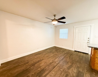 5928 Fletcher Avenue - Photo Thumbnail 6