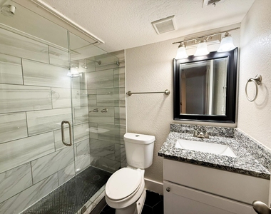 5928 Fletcher Avenue - Photo Thumbnail 14