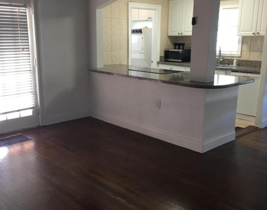 4565 N Ocean Drive - Photo Thumbnail 2