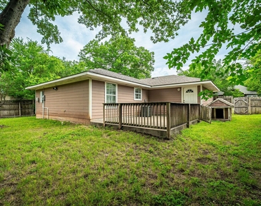 604 S Maxey Street - Photo Thumbnail 23