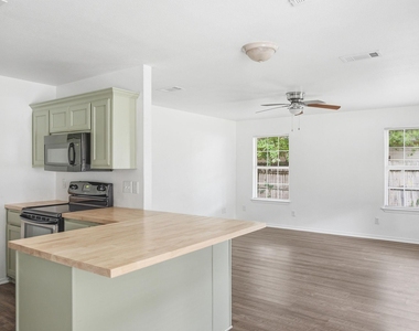 604 S Maxey Street - Photo Thumbnail 8
