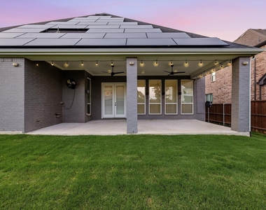 1631 Sunset Avenue - Photo Thumbnail 36