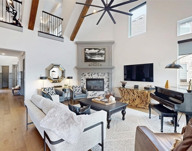 1631 Sunset Avenue - Photo Thumbnail 6