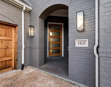 1631 Sunset Avenue - Photo Thumbnail 2