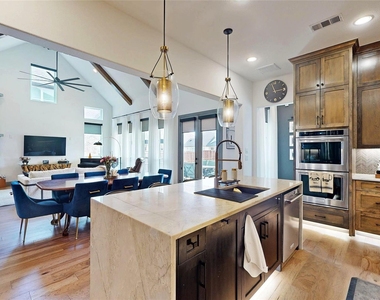 1631 Sunset Avenue - Photo Thumbnail 14