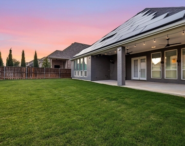 1631 Sunset Avenue - Photo Thumbnail 37